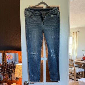 Judy Blue Distressed Blue Ankle Jeans
